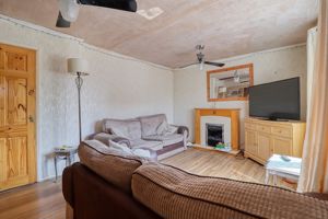 Lounge- click for photo gallery